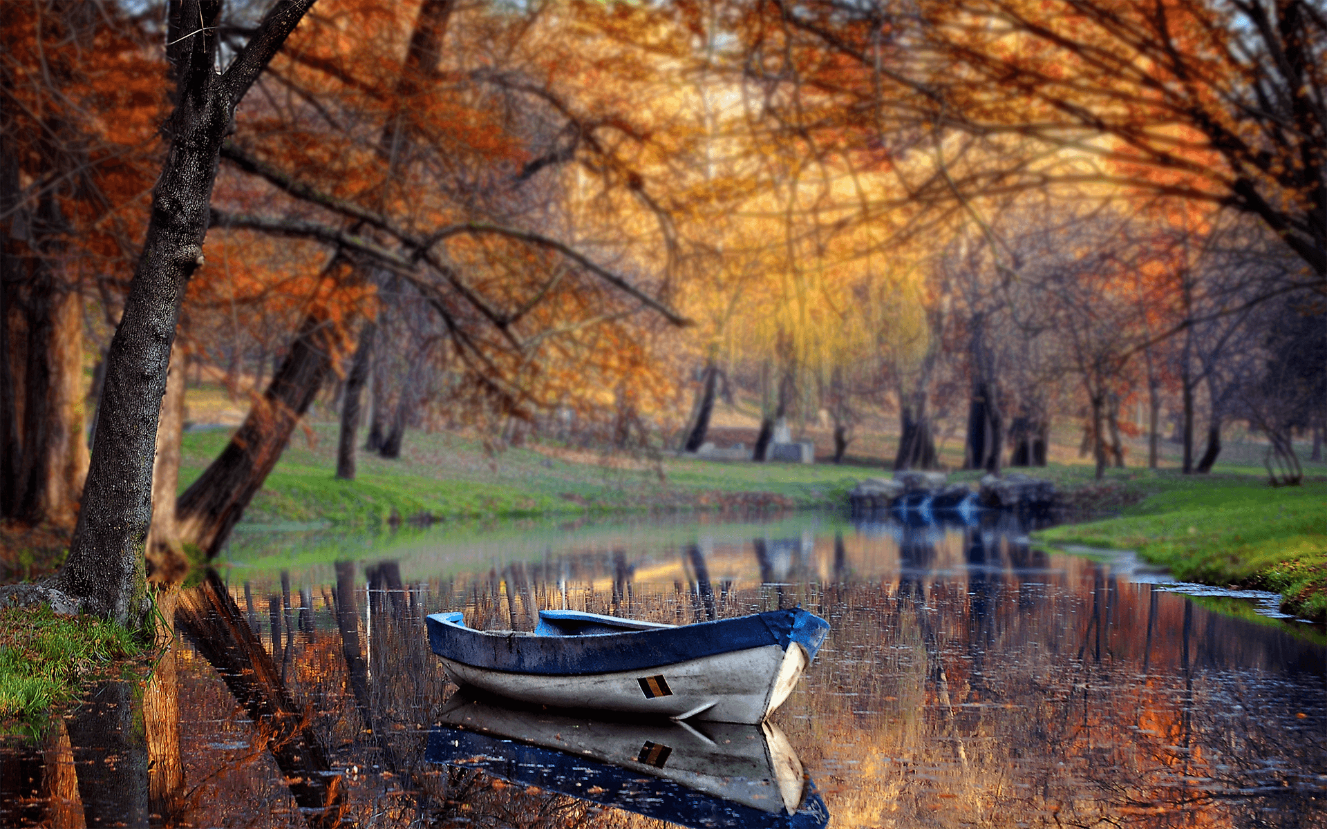 Boat in lake short sightedness