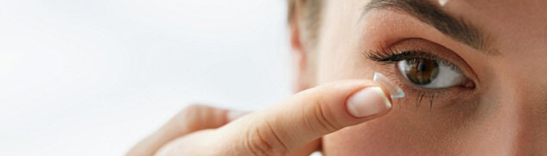 applying contact lens