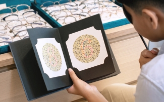 colour blindness test eye exam