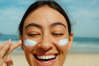 contact lenses in summer